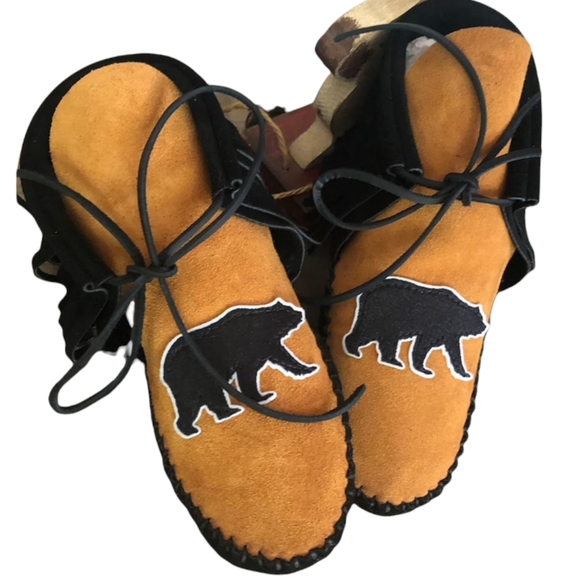 Other - Inspired by a fusion of Native American and western cultures,moccasins
